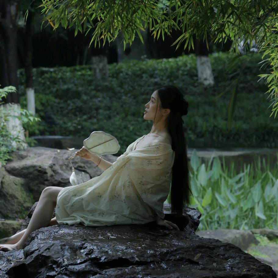 Heidi楠楠