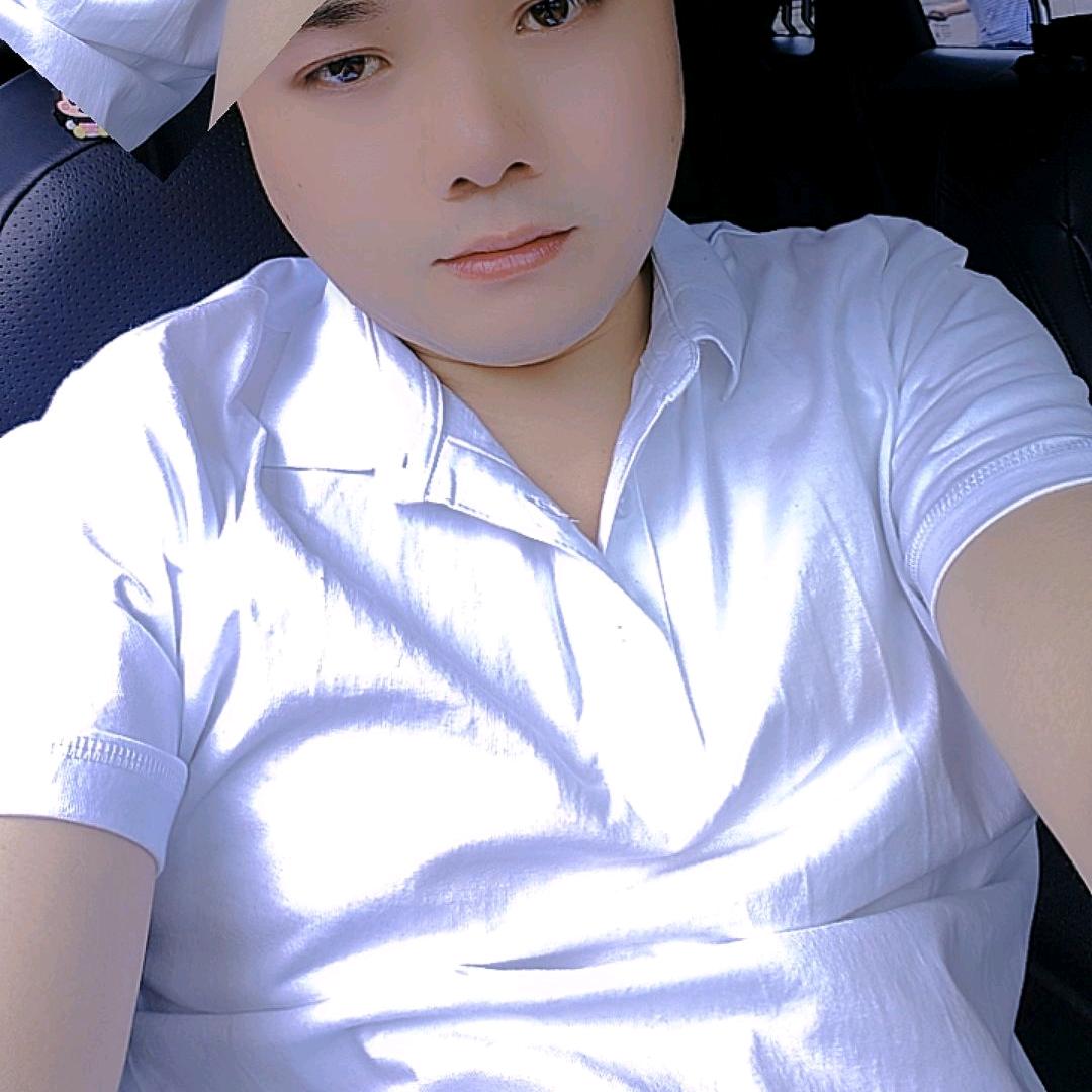 微笑的背后