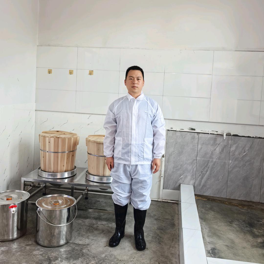 松桃稻香糯米洞藏酒厂
