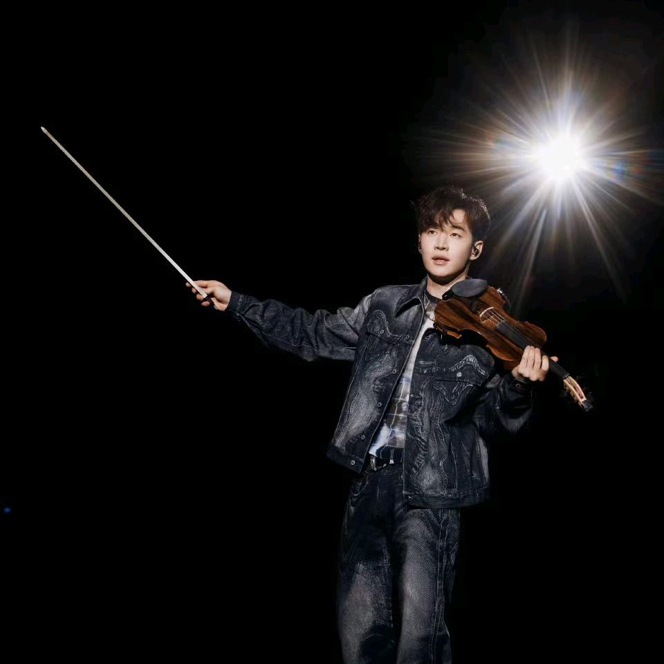 喜欢旎☞Henry