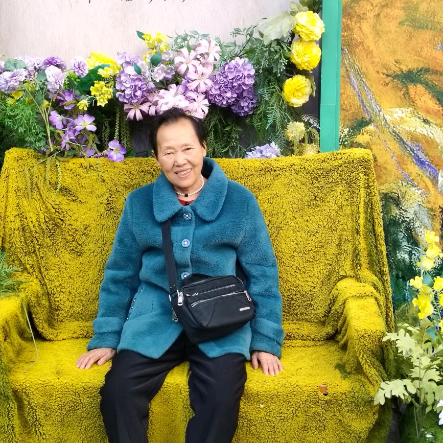 诚诚奶奶