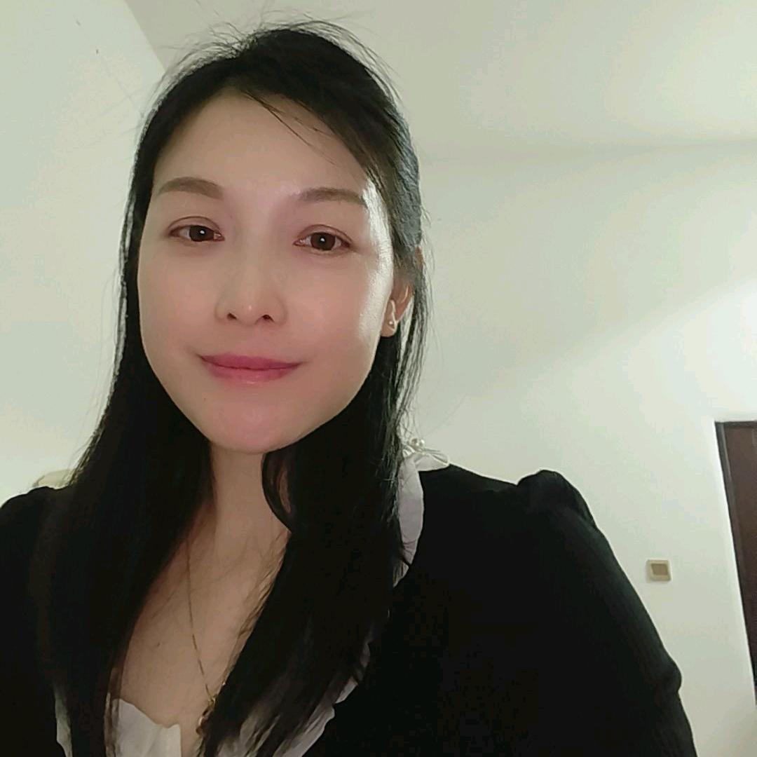 一笑嫣然