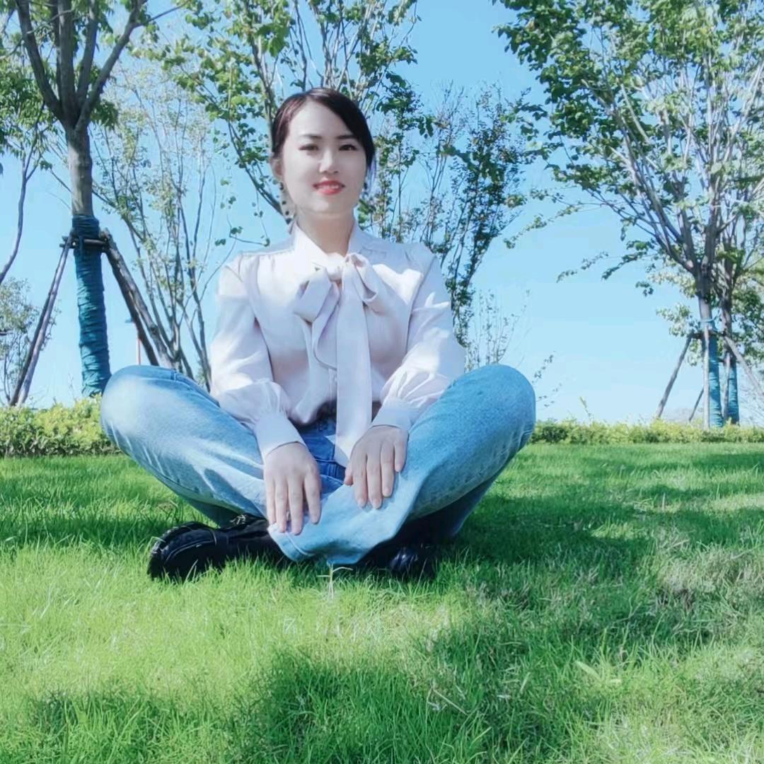 女子冉