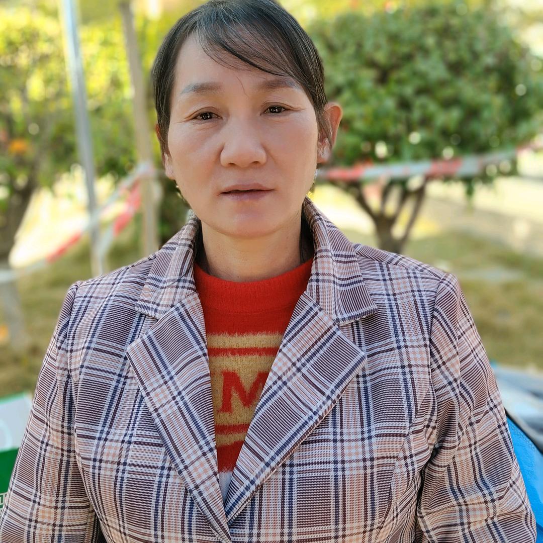李英英