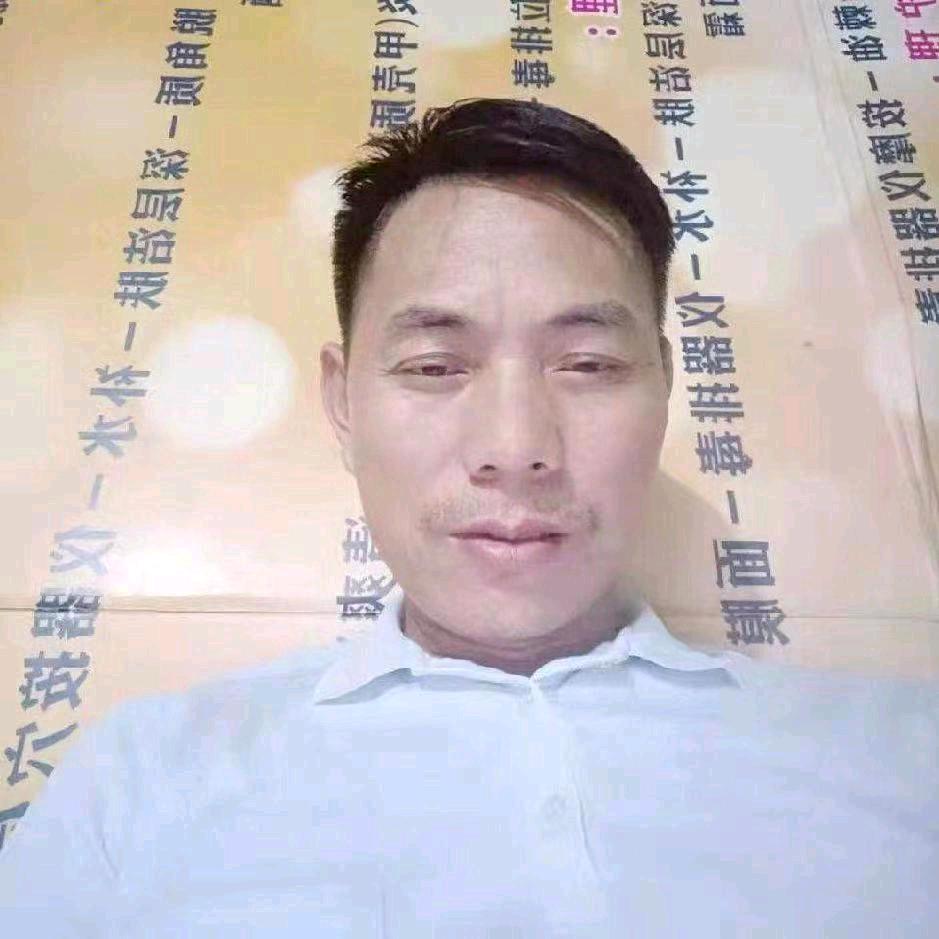 龚小明