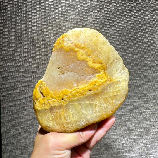 黄蜡石京非奇石馆