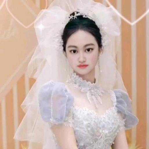 厉晓燕是一个农村女孩