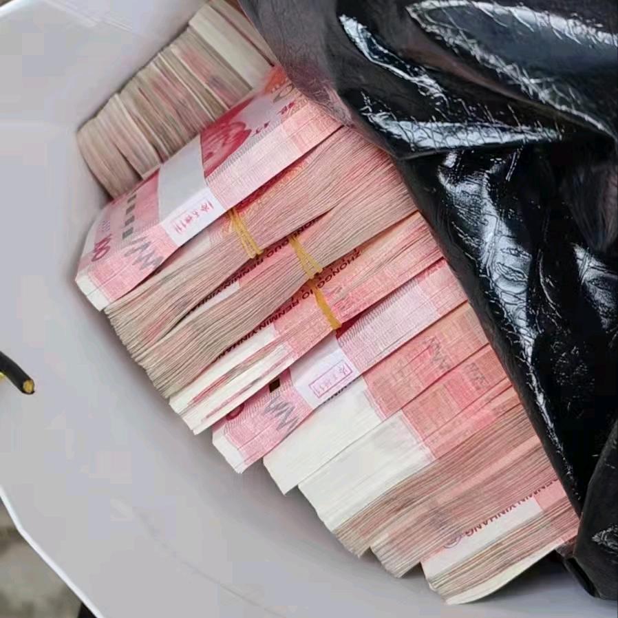 趁醉独饮痛    何以畏孤独