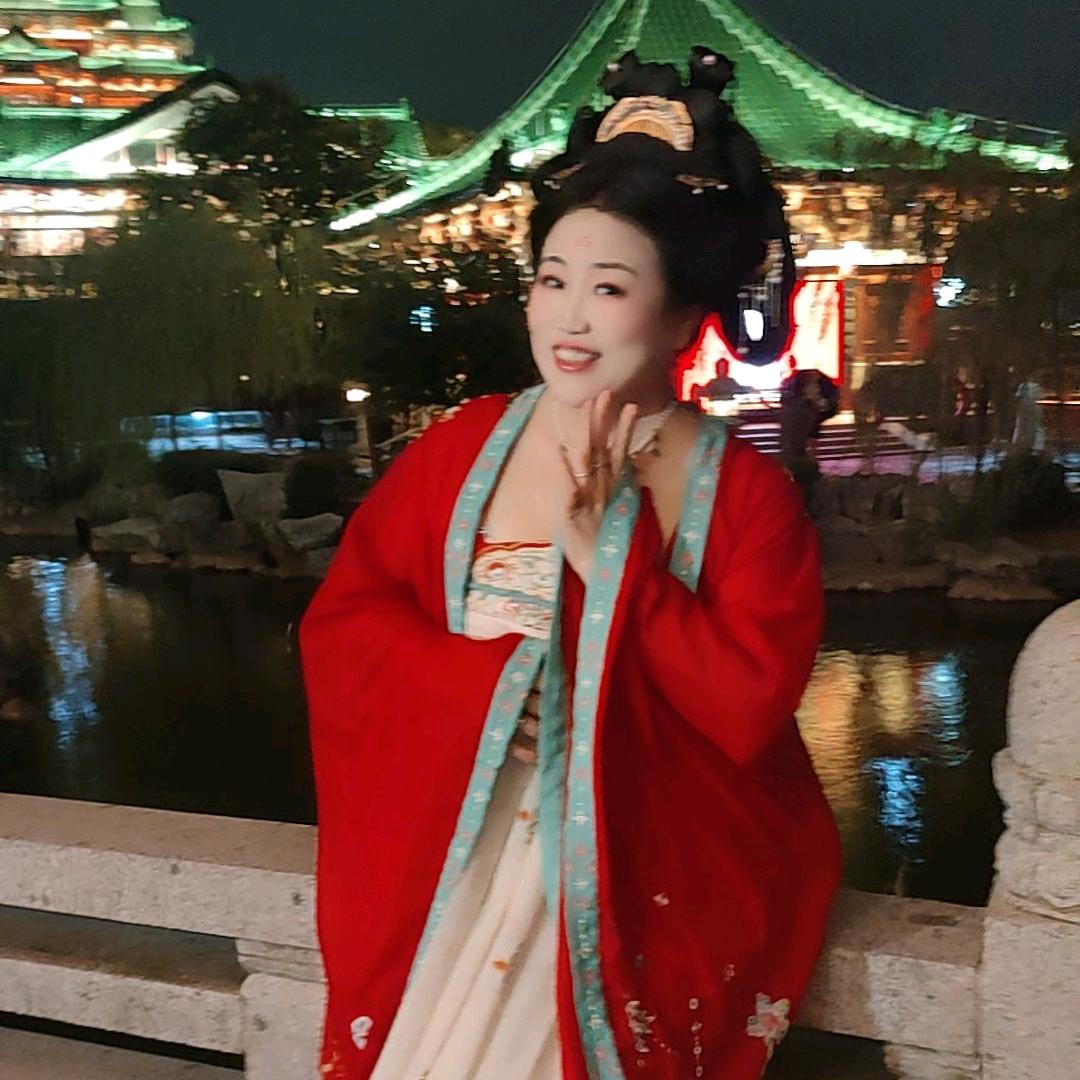 🍀💝阳光中的燕子🌹❤️