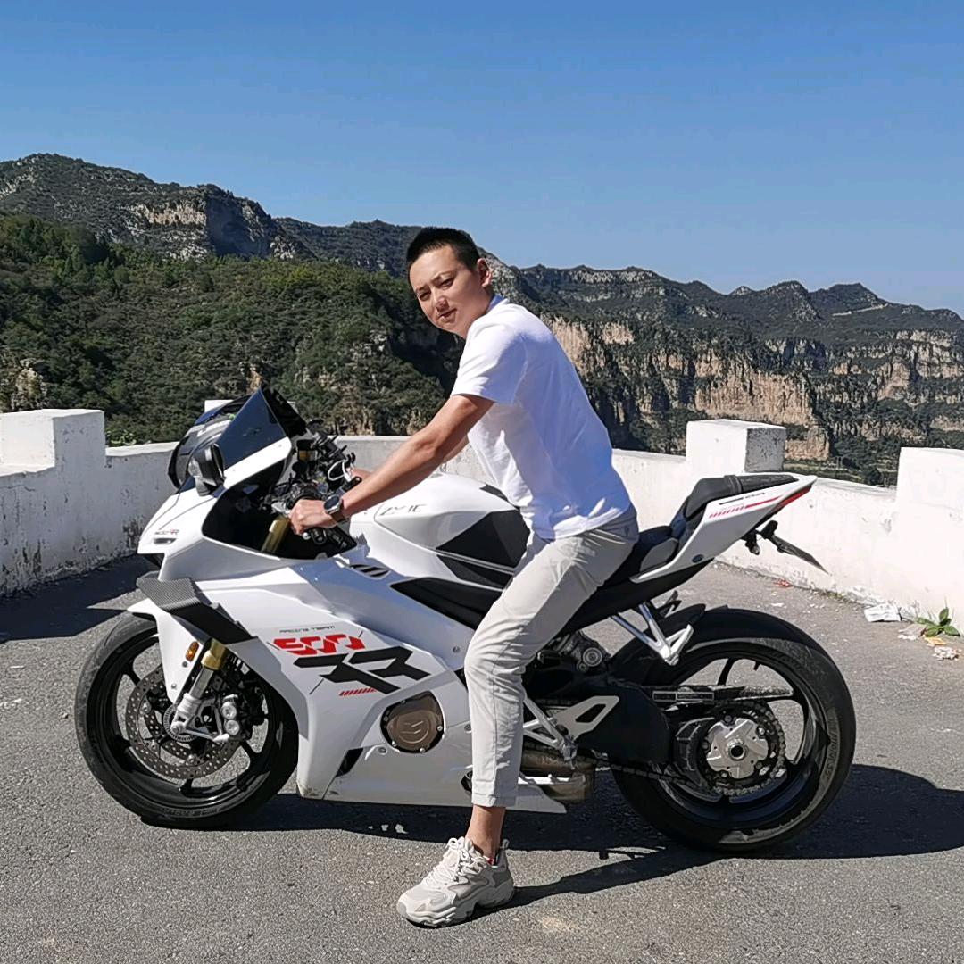 韩韩不是憨憨丶