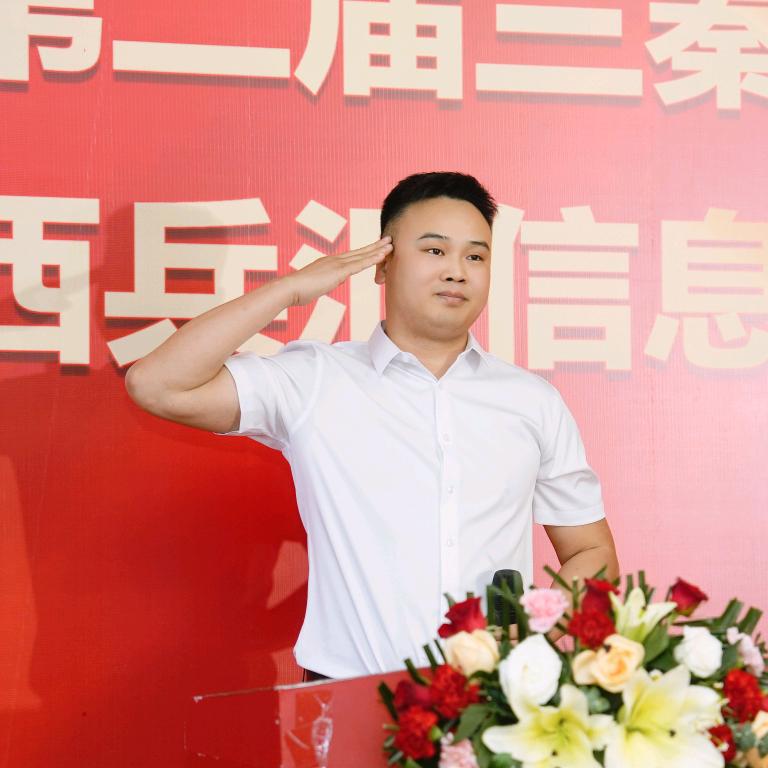 🇨🇳🇨🇳班长刘林🇨🇳🇨🇳