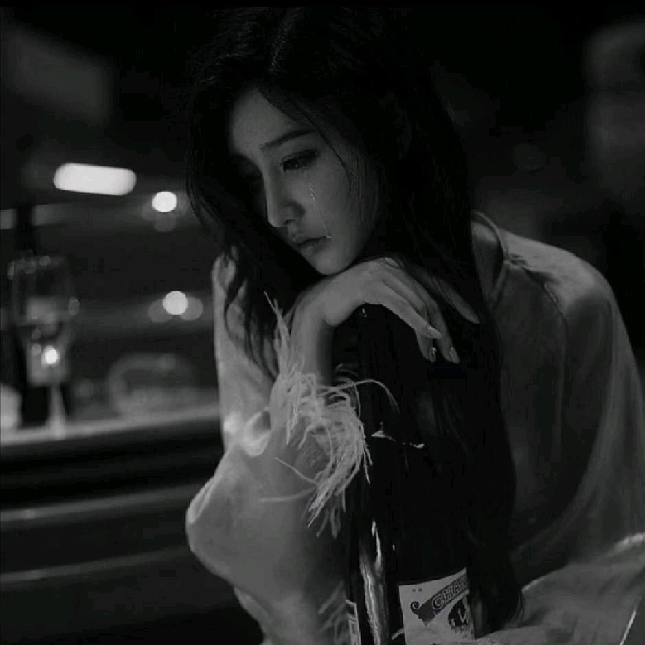 🖤独自忧伤🖤