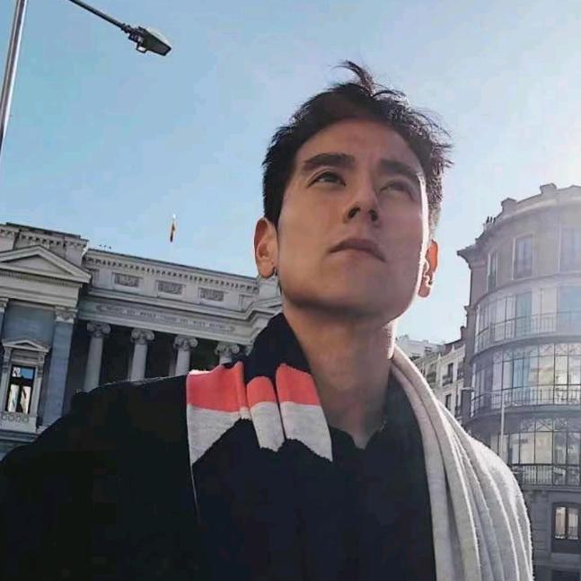 小张同学