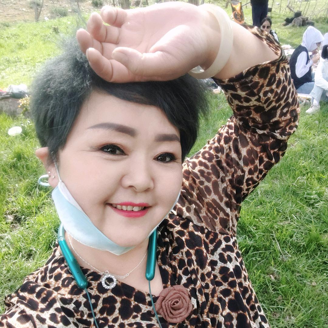 🦀新疆逗妹🦀