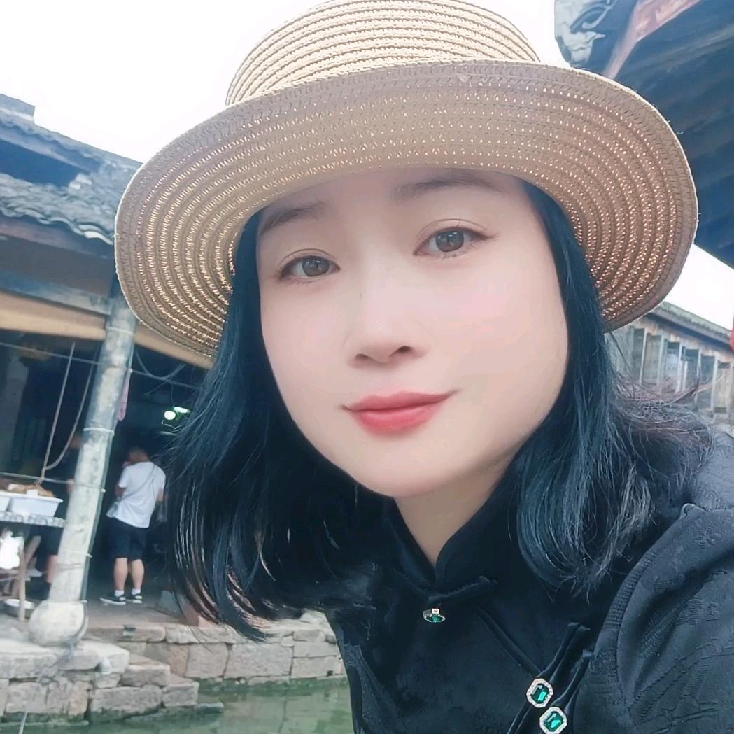 Lisa Lee