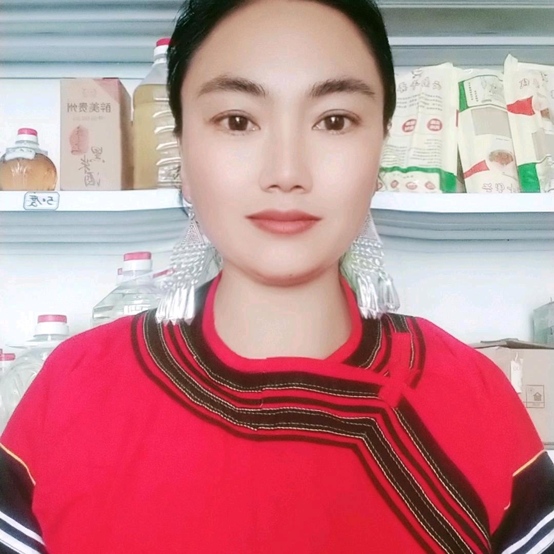 随心💞随缘🌹爱跳舞💃《云南苞谷酒》