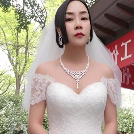 唐莉