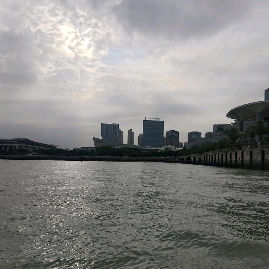 一个卖老家具的🥰