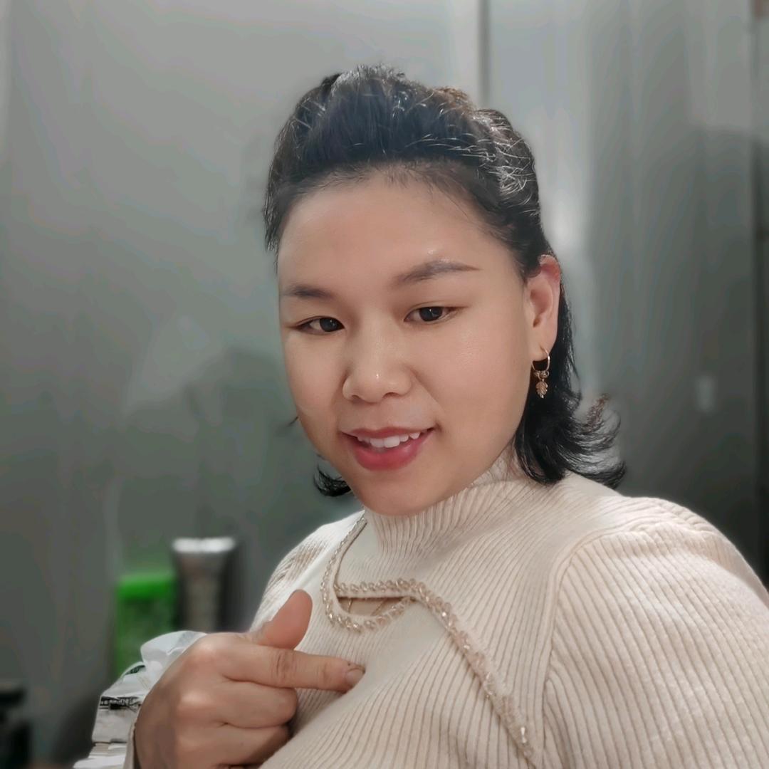 宜州区甲月家具厂