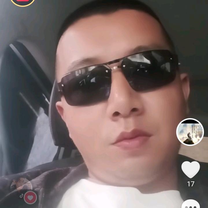 宽心似海。占立