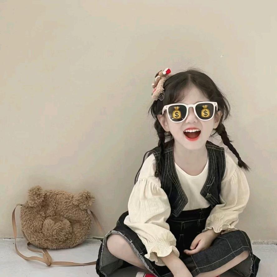 小甜子.