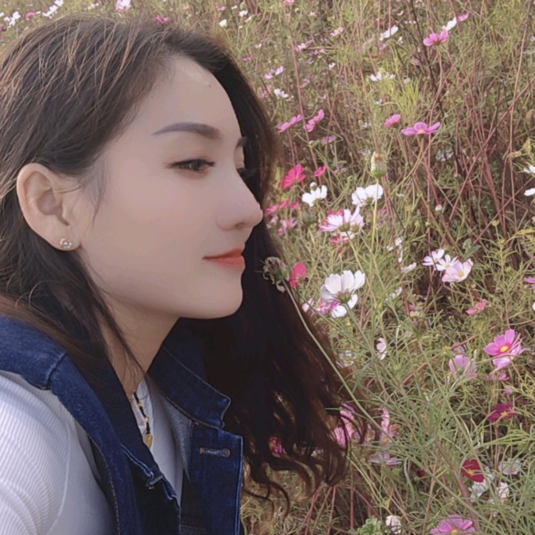 小静吖💫