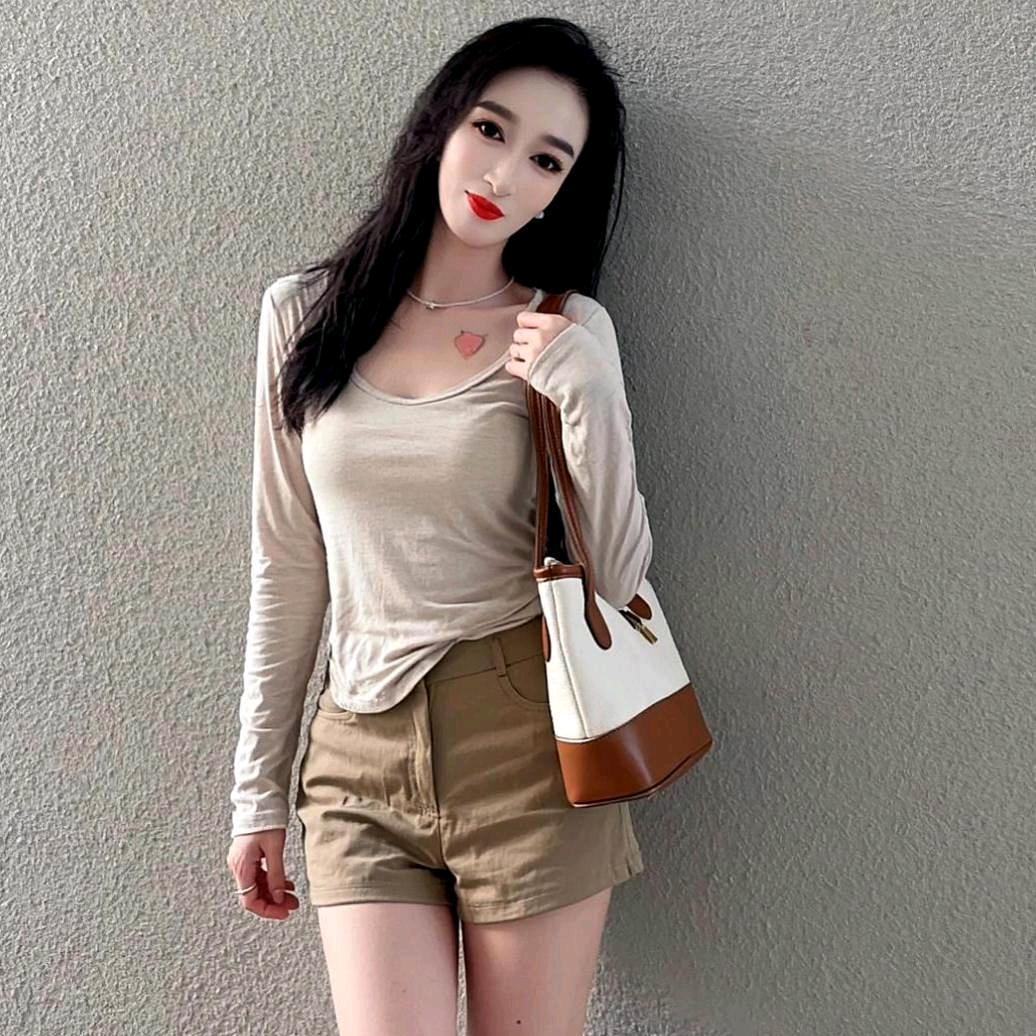 卖珠宝的小姐姐