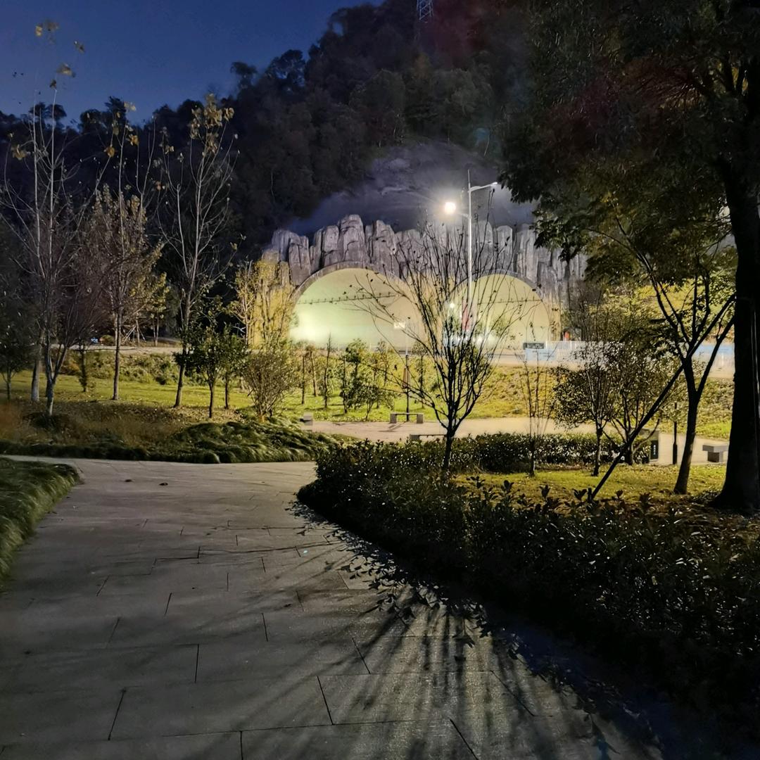 麦兜