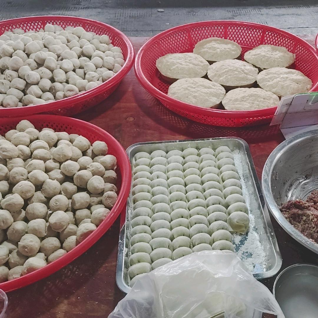 月屿乡:肉丸姐批发