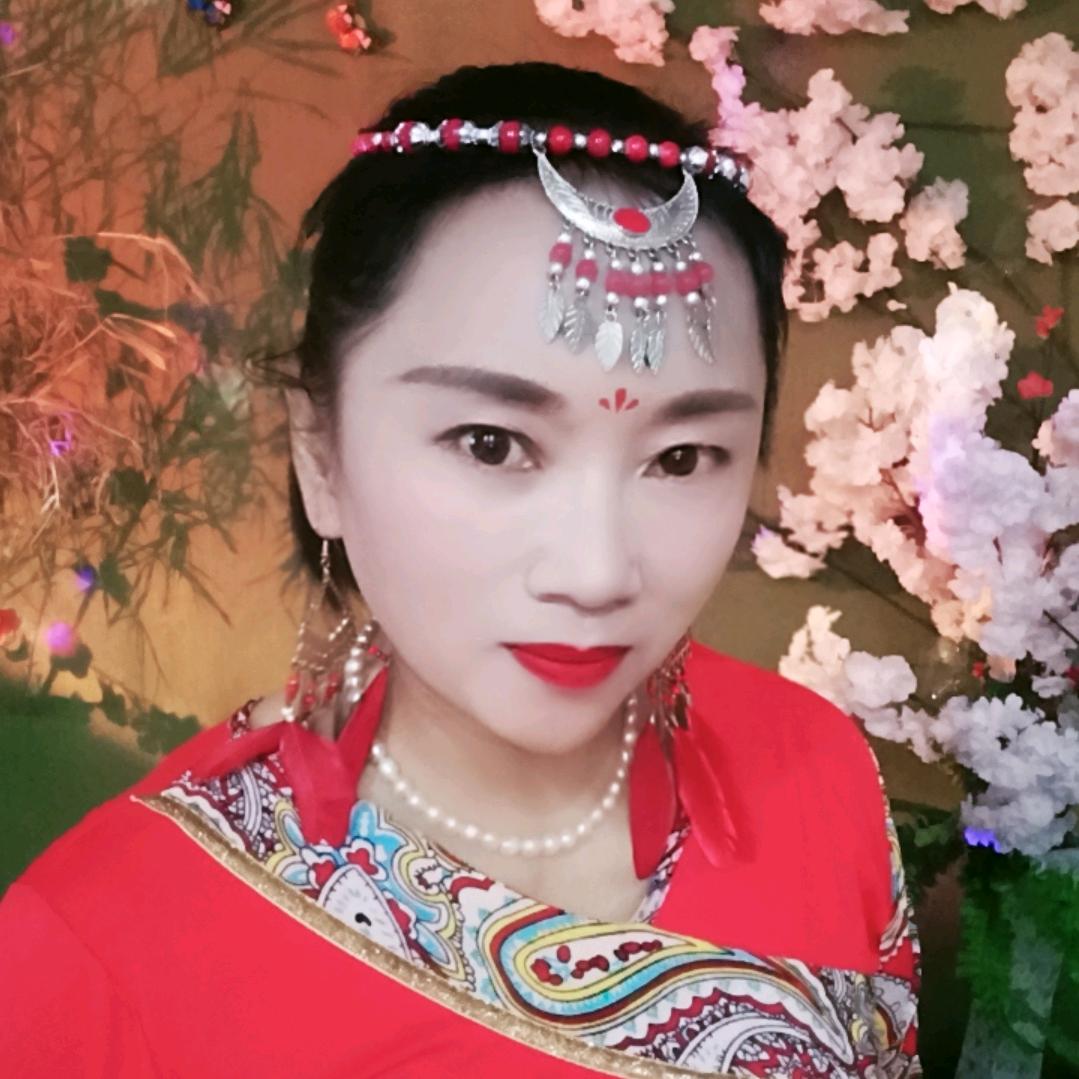 小 玲