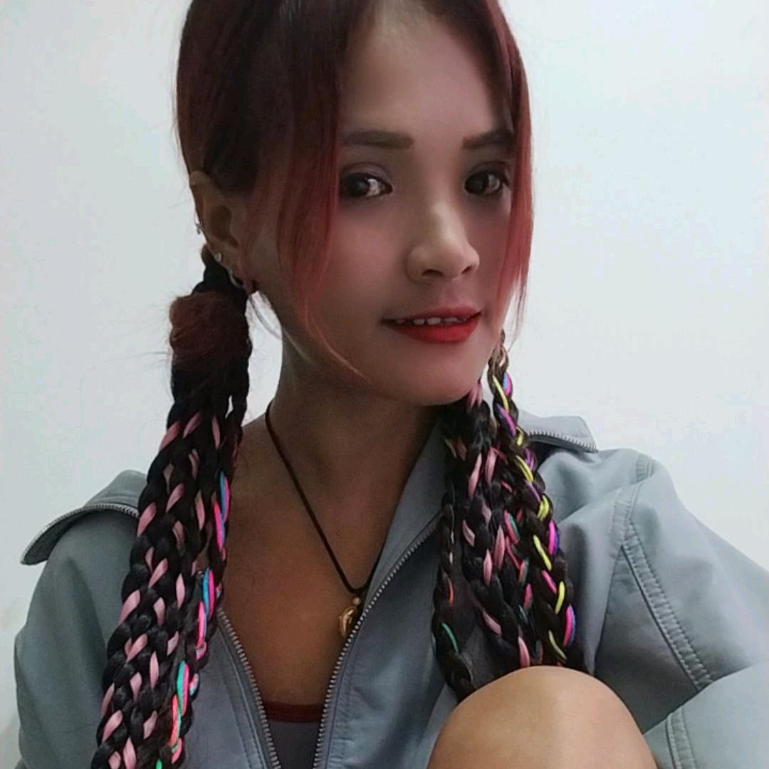 爱笑的女孩