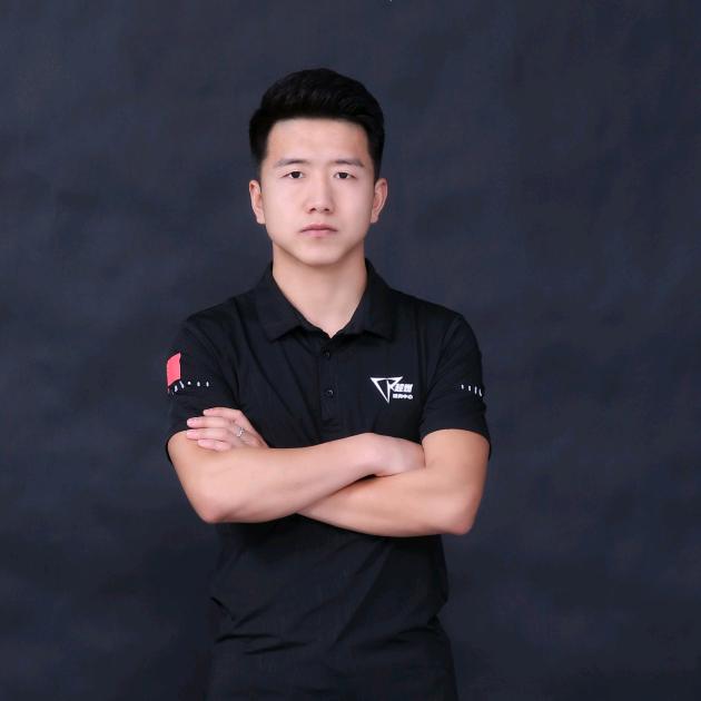 超燃健身中心-侯教练