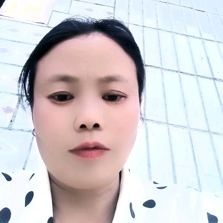 一家平安成幺妹