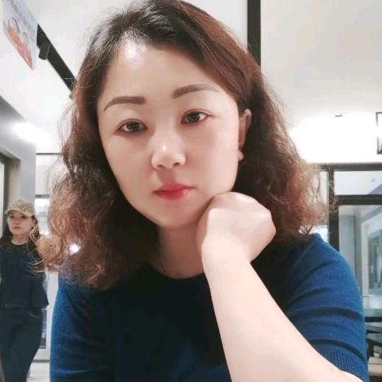 射阳高定服饰-海艳