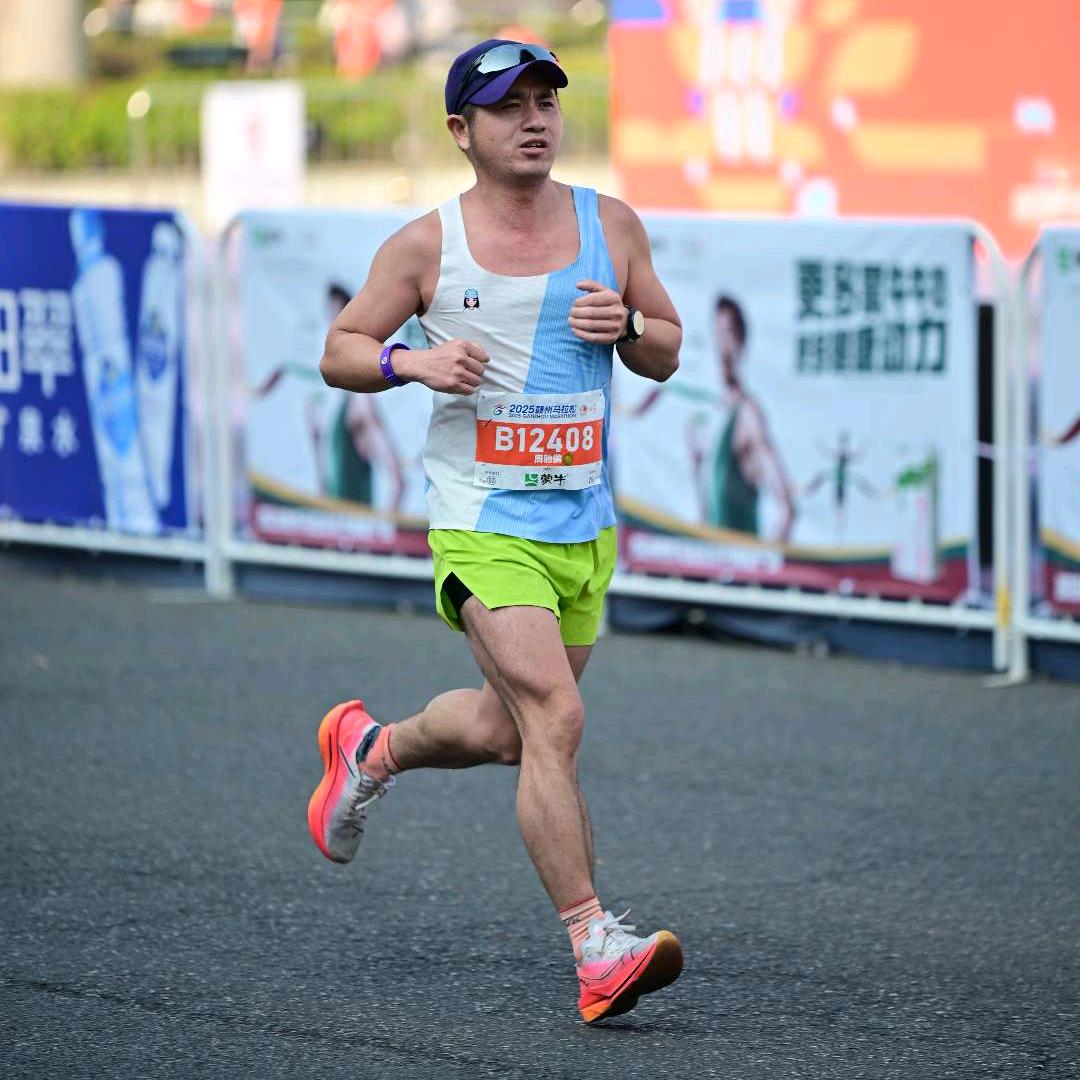 小🐷佩奇～周驰鹏