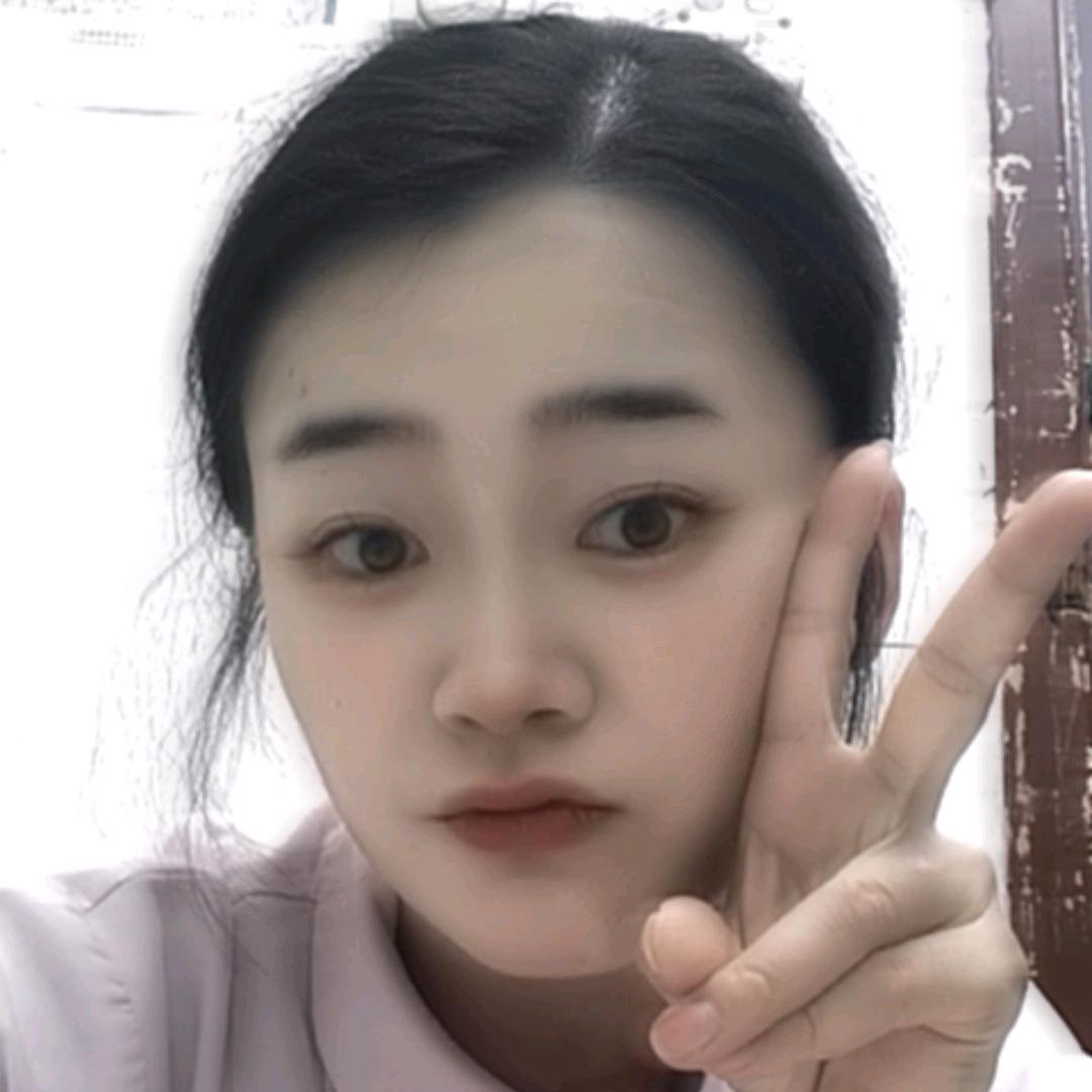 团子爱挑食-精神状态不好版（橱窗有好物）