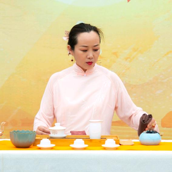潍城云荣茶酒行
