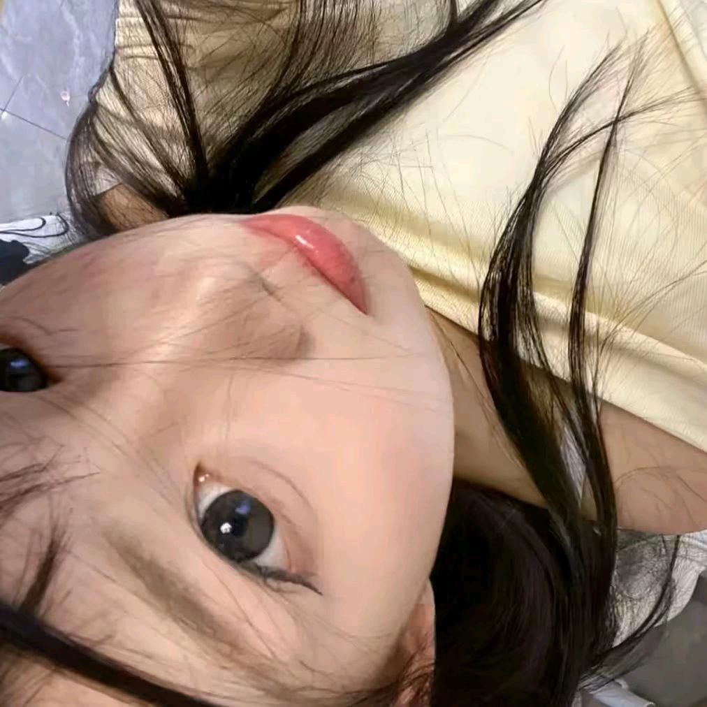 飞飞^