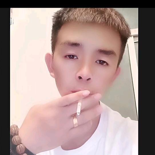 赫尔{水}  锵戈