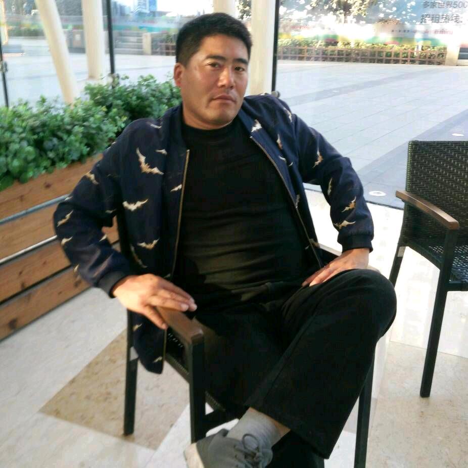 龙行天下