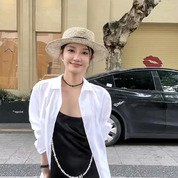 迪迪ya时尚女装穿搭