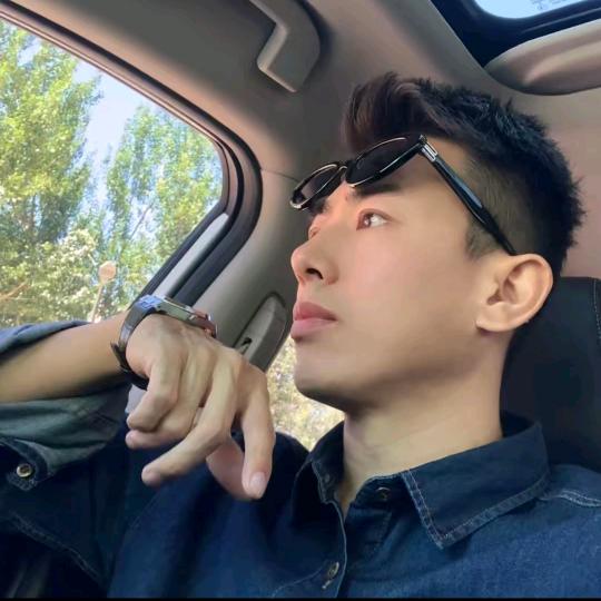 秋..