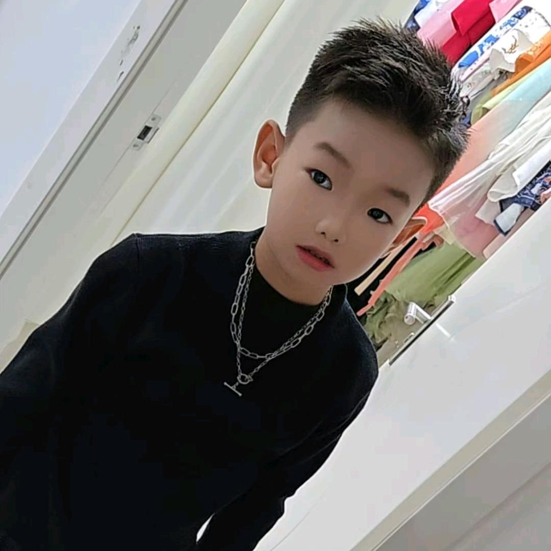 小酒窝:静姐