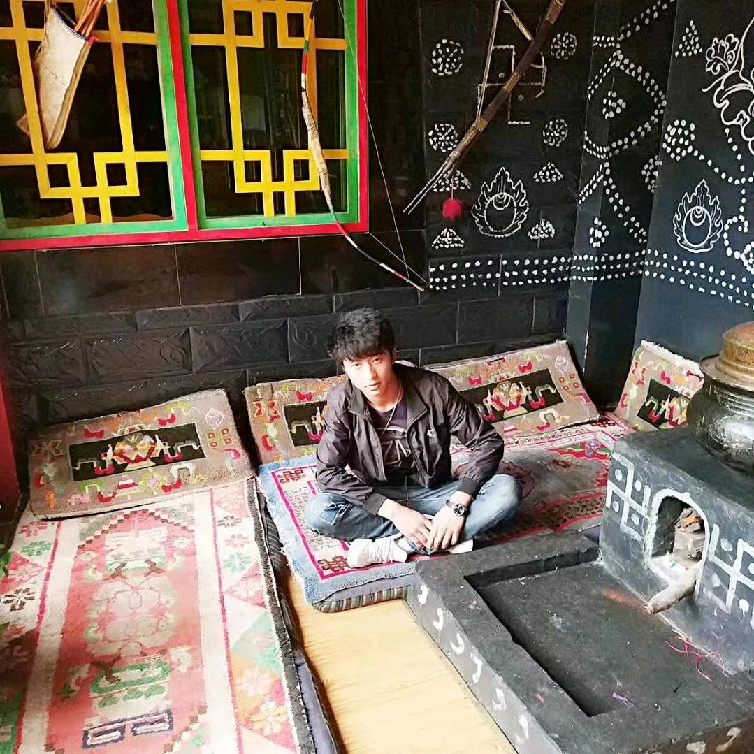 林芝市职校驾校江措