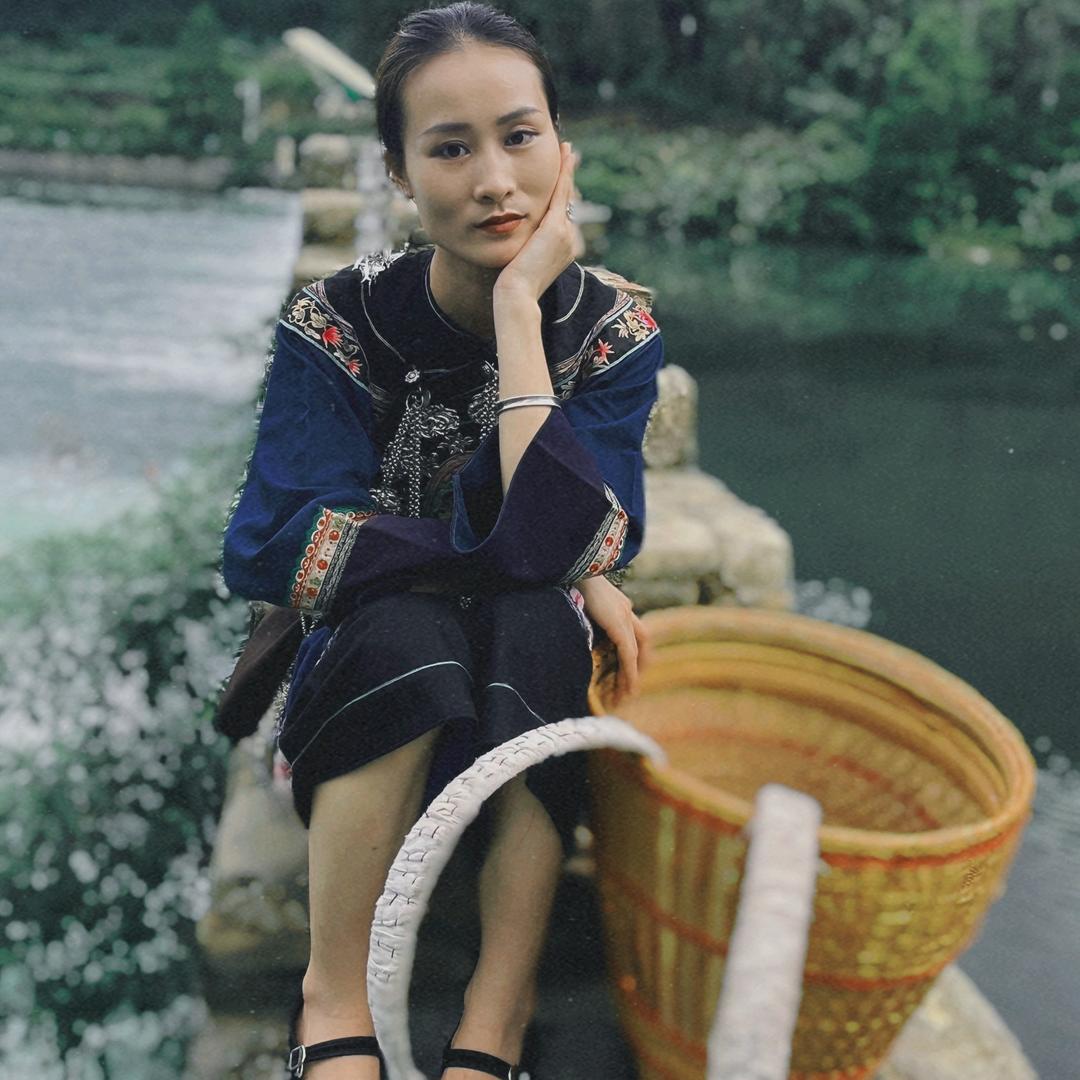 苗家娟妹