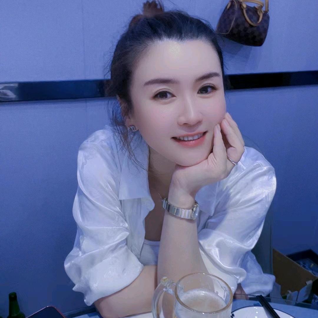 吃货小姐姐