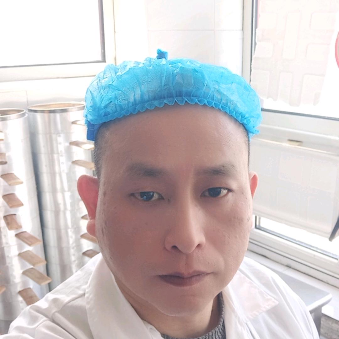 生活在难  笑着走完