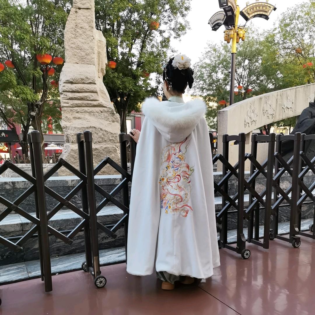 莓闹玩