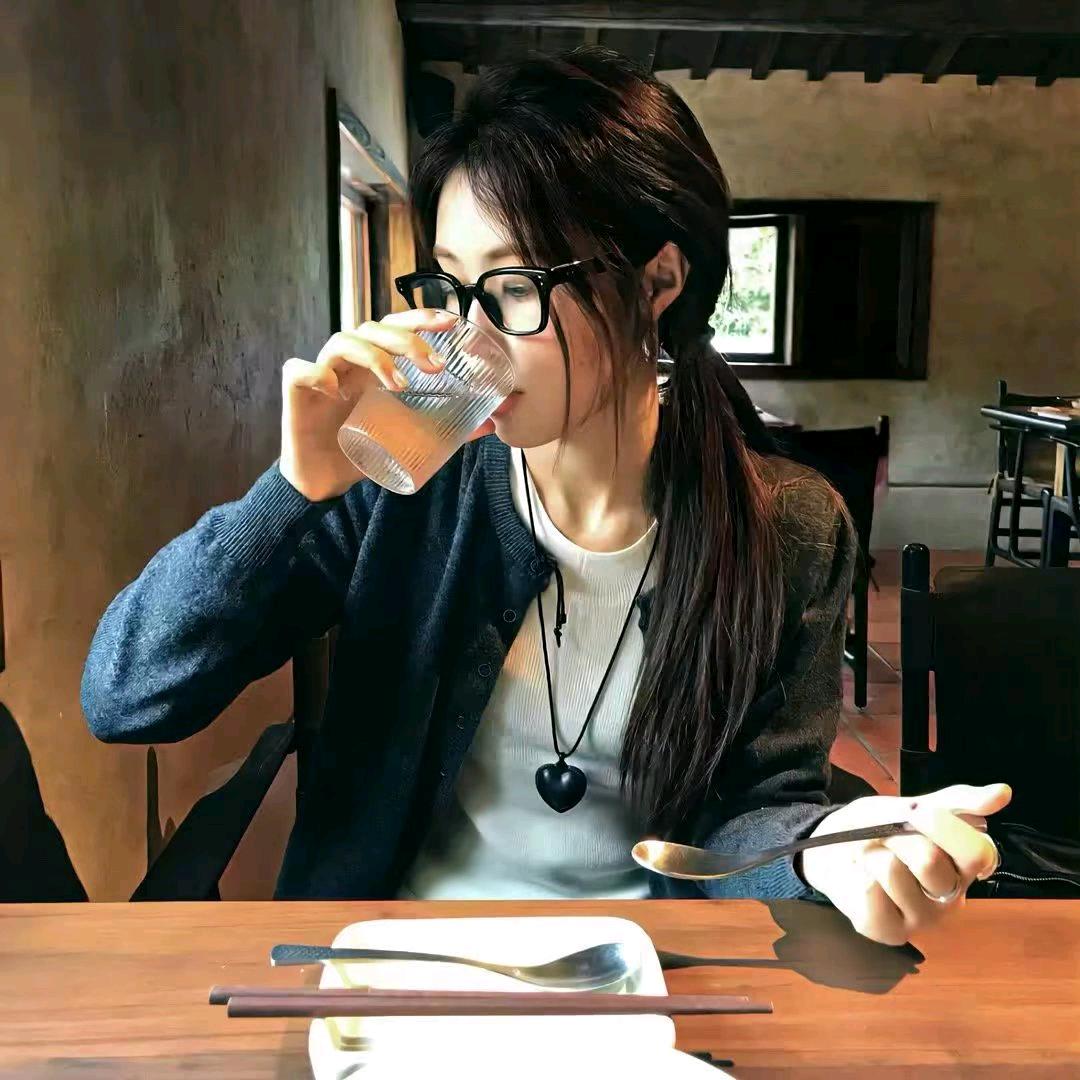 여성복을 파는 CC