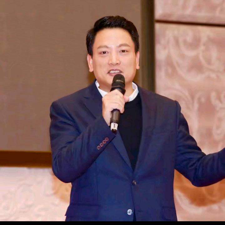 欧老师来了